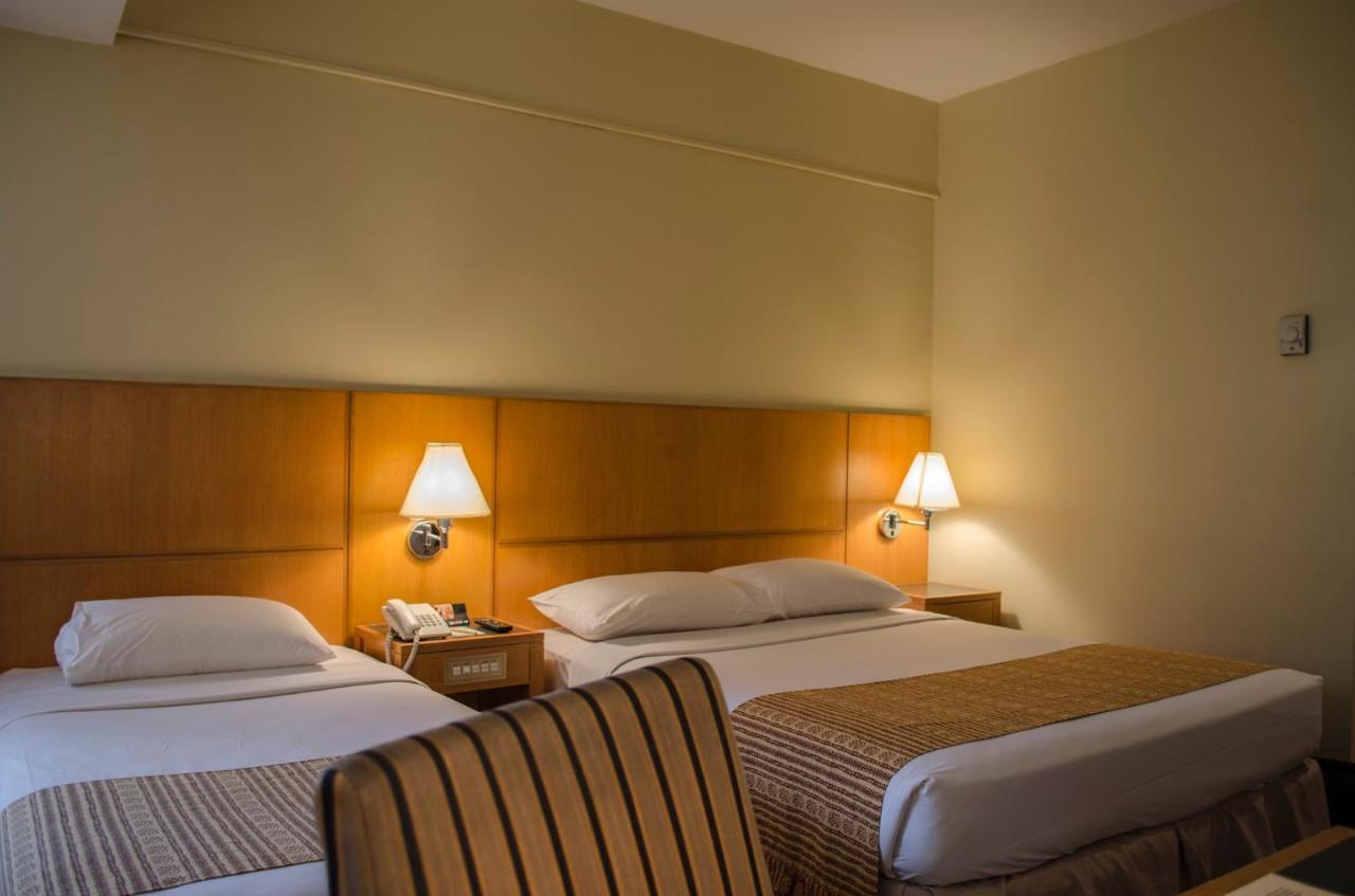 Plaza Grand Hotel Куала-Лумпур Екстер'єр фото